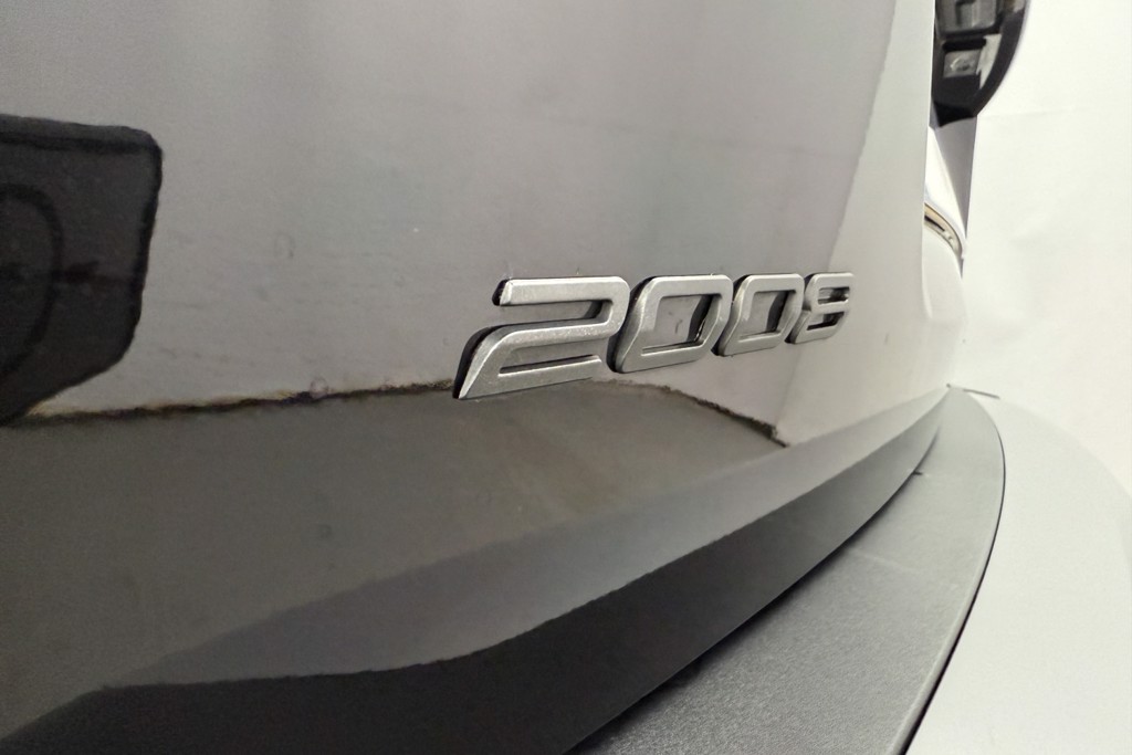 Peugeot 2008 Allure Manual Petrol SUV - Stock Number (1539549) - 21st supplementary image