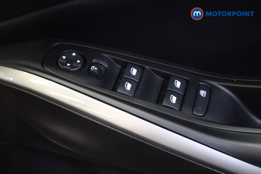 Vauxhall Grandland Ultimate Manual Petrol SUV - Stock Number (1539653) - 7th supplementary image