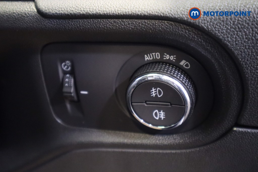 Vauxhall Grandland Ultimate Manual Petrol SUV - Stock Number (1539653) - 8th supplementary image