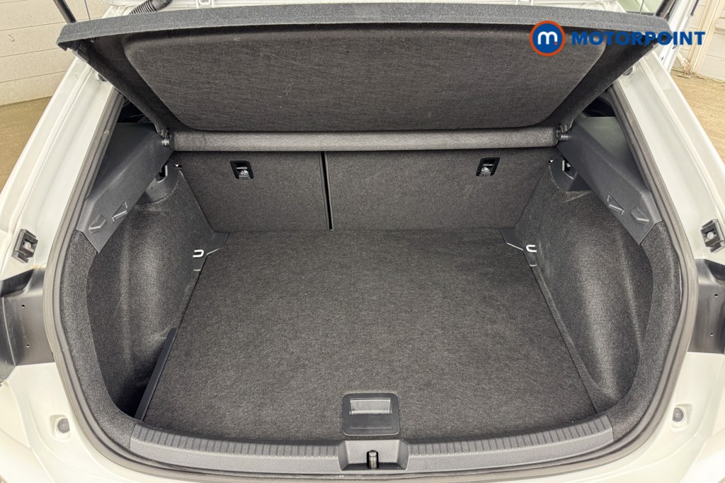 Volkswagen Taigo R-Line Automatic Petrol SUV - Stock Number (1541195) - 3rd supplementary image