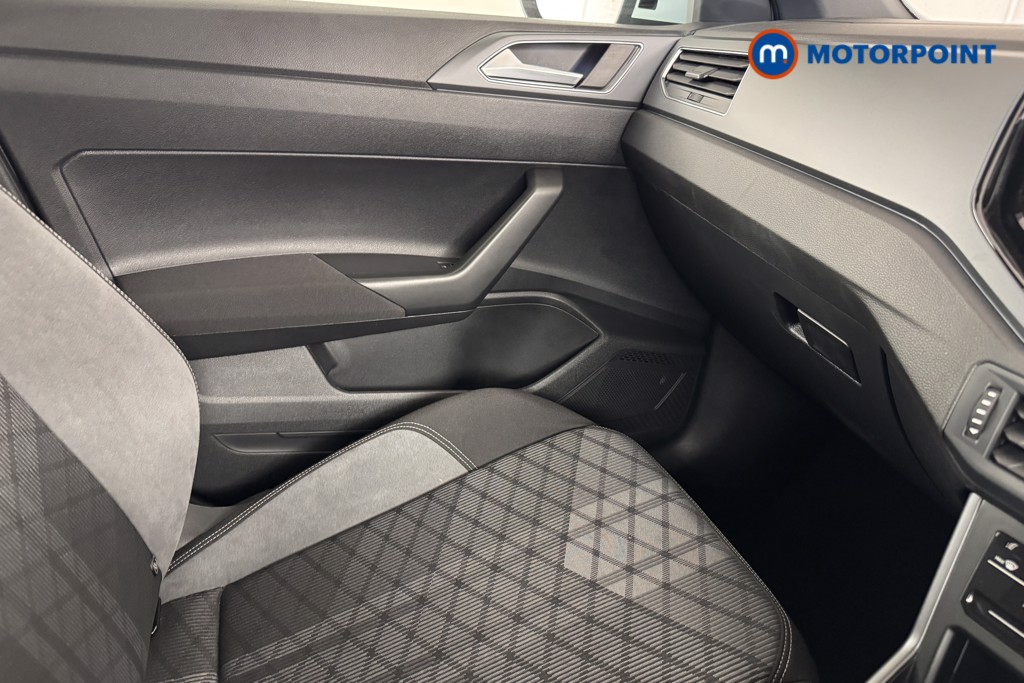 Volkswagen Taigo R-Line Automatic Petrol SUV - Stock Number (1541195) - 12th supplementary image