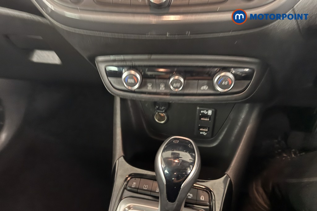 Vauxhall Crossland Ultimate Automatic Petrol SUV - Stock Number (1541800) - 11th supplementary image
