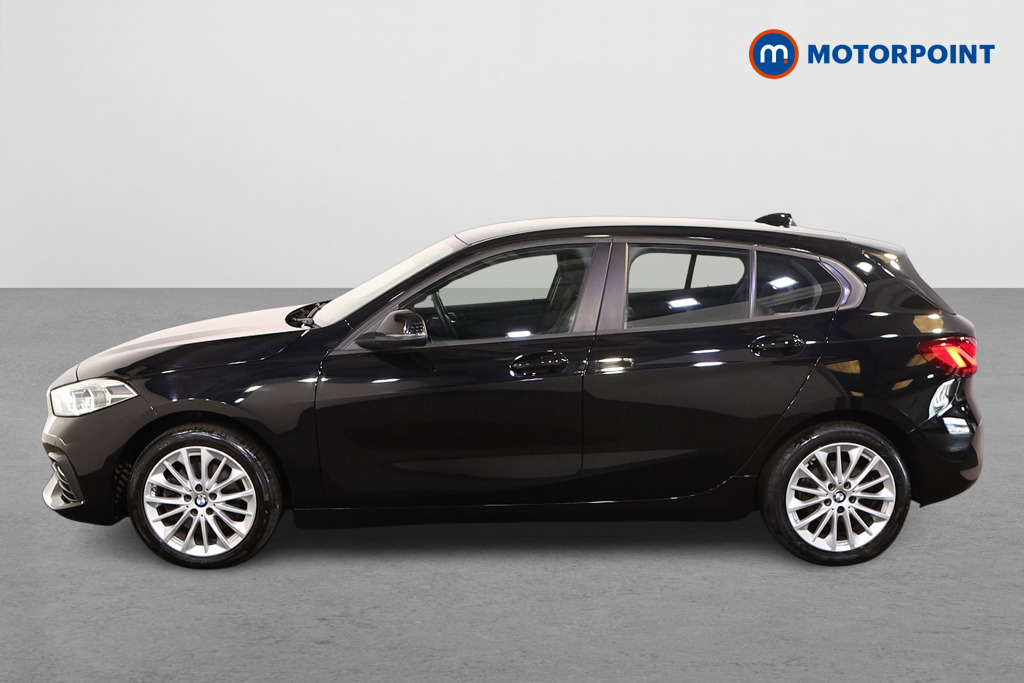BMW 1 Series SE Manual Petrol Hatchback - Stock Number (1542332) - Passenger side