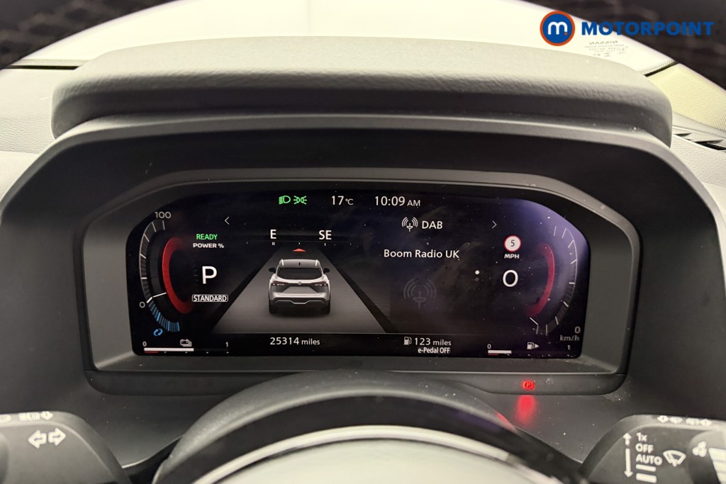 Nissan Qashqai N-Connecta Automatic Petrol-Electric Hybrid SUV - Stock Number (1542854) - 5th supplementary image