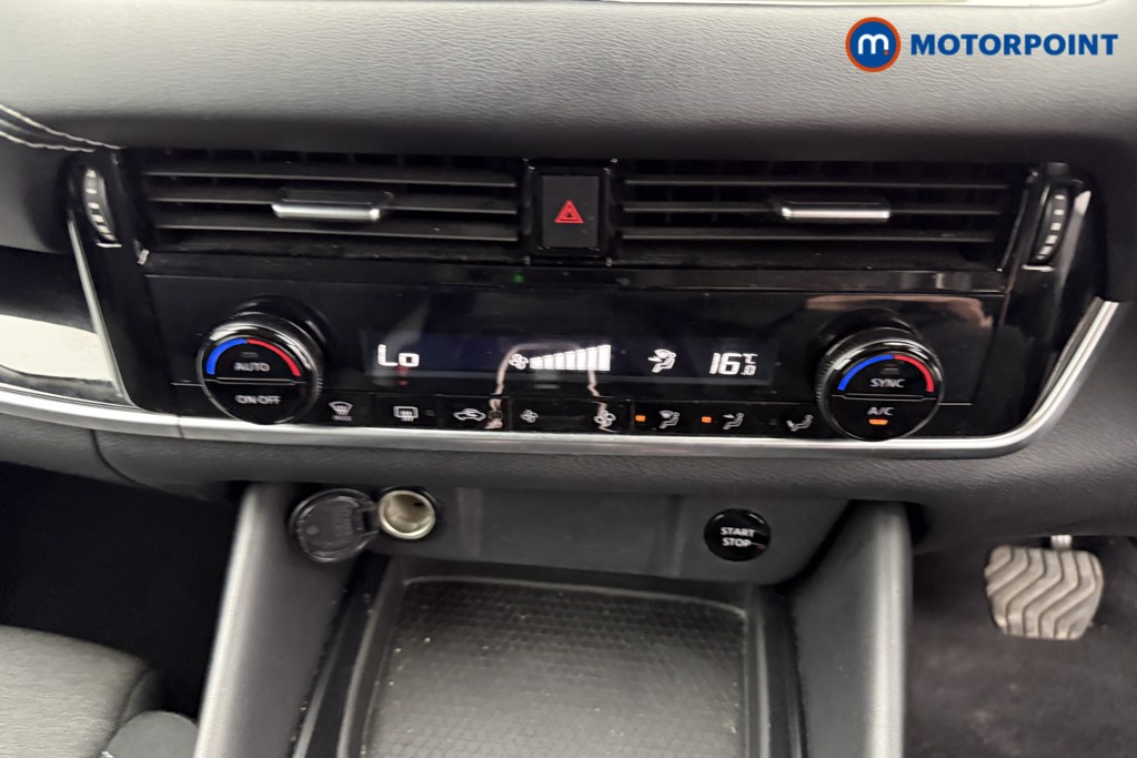 Nissan Qashqai N-Connecta Automatic Petrol-Electric Hybrid SUV - Stock Number (1542854) - 10th supplementary image