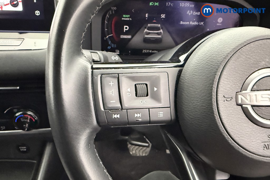 Nissan Qashqai N-Connecta Automatic Petrol-Electric Hybrid SUV - Stock Number (1542854) - 12th supplementary image