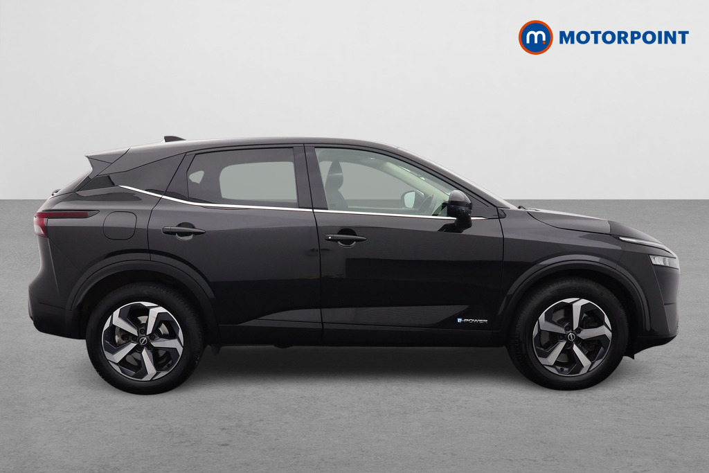 Nissan Qashqai N-Connecta Automatic Petrol-Electric Hybrid SUV - Stock Number (1542854) - Drivers side