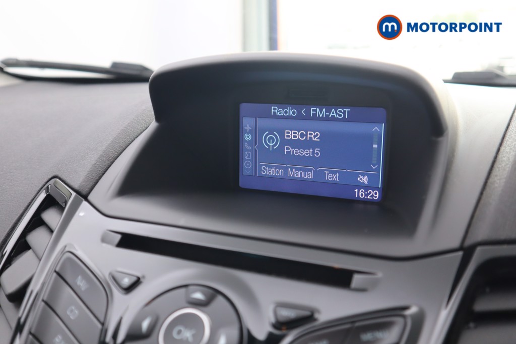 Ford Fiesta Zetec Manual Petrol Hatchback - Stock Number (1543388) - 3rd supplementary image