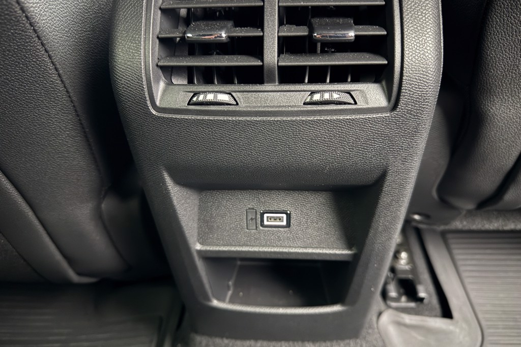 Vauxhall Astra Ultimate Automatic Petrol Hatchback - Stock Number (1543495) - 24th supplementary image