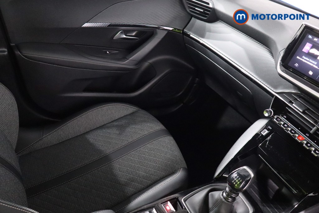 Peugeot 2008 Allure Manual Petrol SUV - Stock Number (1543560) - 16th supplementary image
