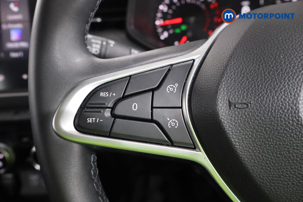 Renault Clio Iconic Manual Petrol Hatchback - Stock Number (1543789) - 6th supplementary image