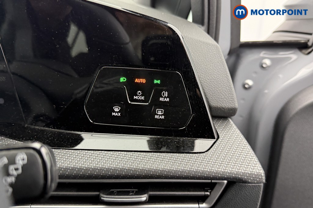 Volkswagen Golf R-Line Manual Petrol Hatchback - Stock Number (1543893) - 14th supplementary image