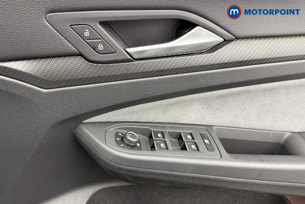 Volkswagen Golf R-Line Manual Petrol Hatchback - Stock Number (1543893) - 15th supplementary image