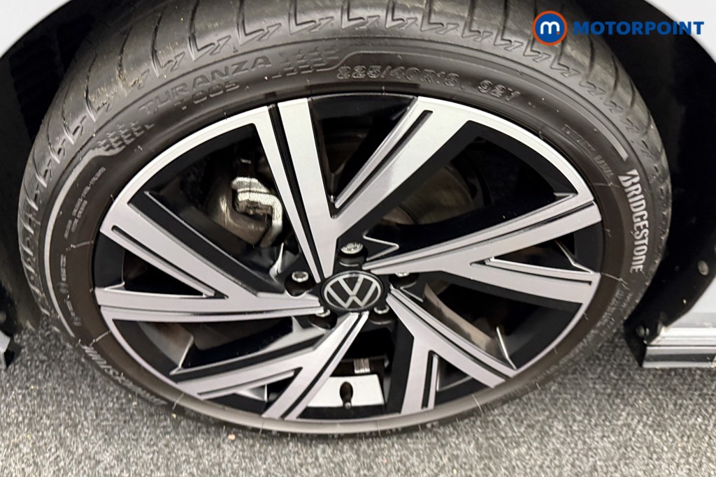 Volkswagen Golf R-Line Manual Petrol Hatchback - Stock Number (1543893) - 28th supplementary image