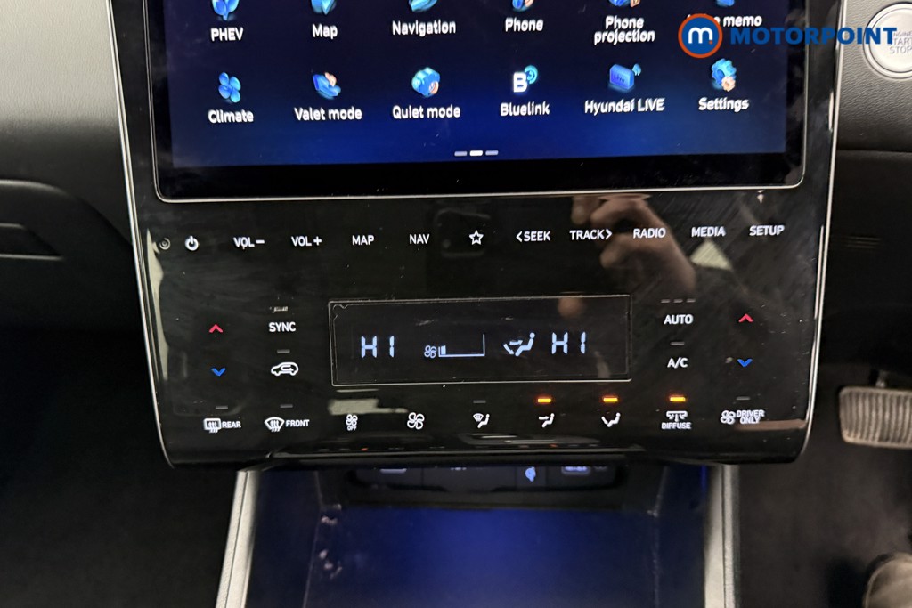 Hyundai Tucson Ultimate Automatic Petrol Plug-In Hybrid SUV - Stock Number (1544001) - 11th supplementary image