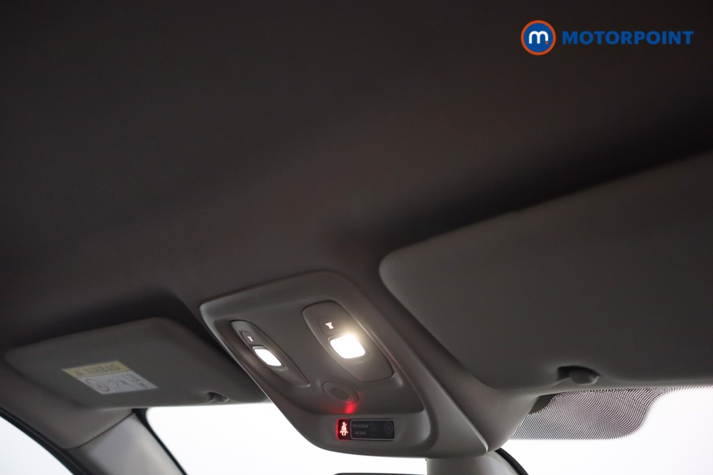 Renault Captur Gt Line Manual Petrol SUV - Stock Number (1544285) - 6th supplementary image