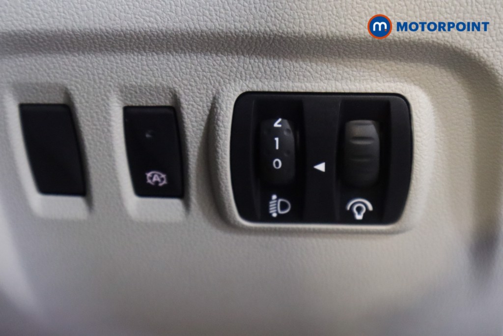 Renault Captur Gt Line Manual Petrol SUV - Stock Number (1544285) - 8th supplementary image