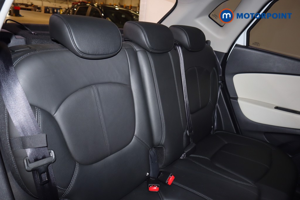 Renault Captur Gt Line Manual Petrol SUV - Stock Number (1544285) - 15th supplementary image