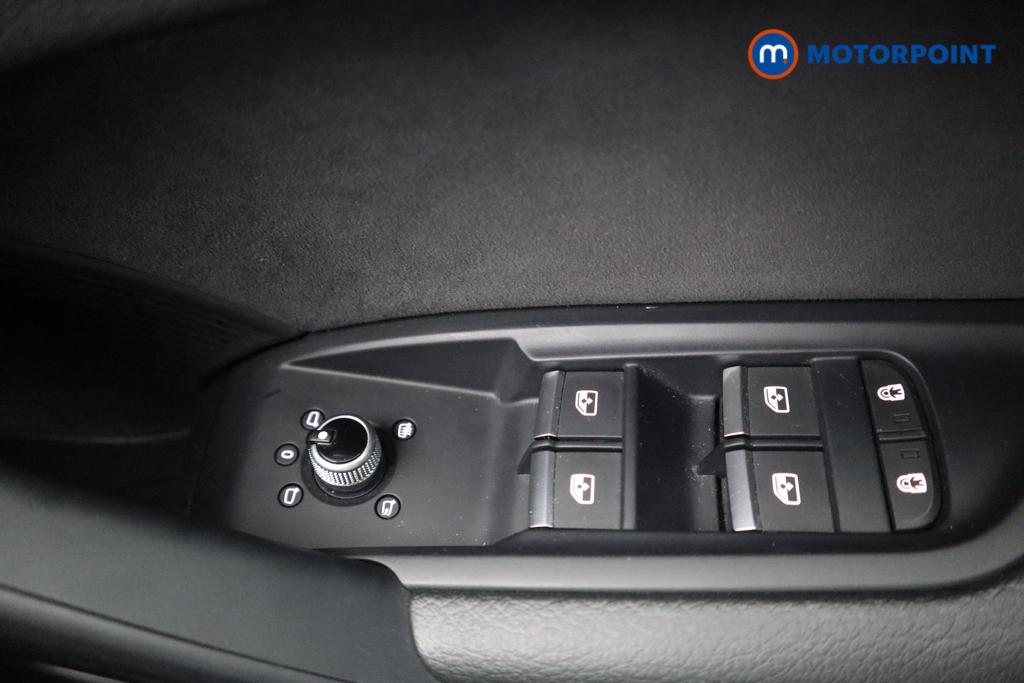 Audi Q5 S Line Automatic Petrol SUV - Stock Number (1544293) - 19th supplementary image