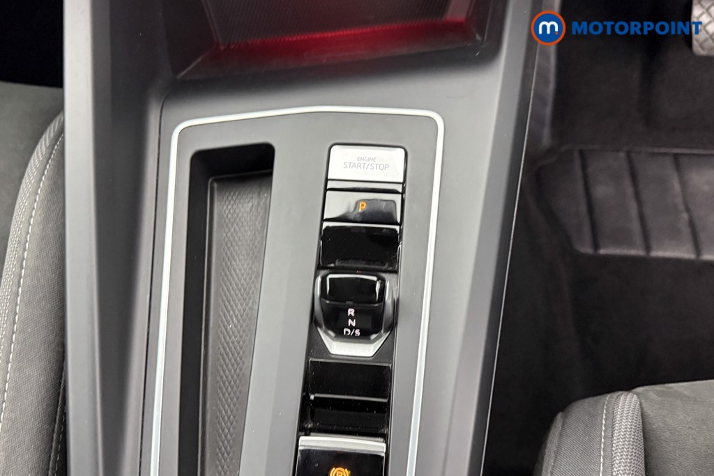 Volkswagen Golf Style Automatic Petrol Plug-In Hybrid Hatchback - Stock Number (1544940) - 13th supplementary image