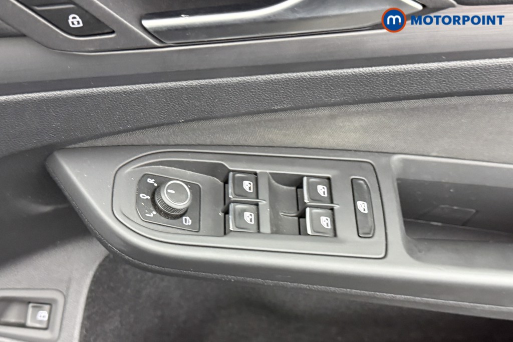 Volkswagen Golf Style Automatic Petrol Plug-In Hybrid Hatchback - Stock Number (1544940) - 17th supplementary image
