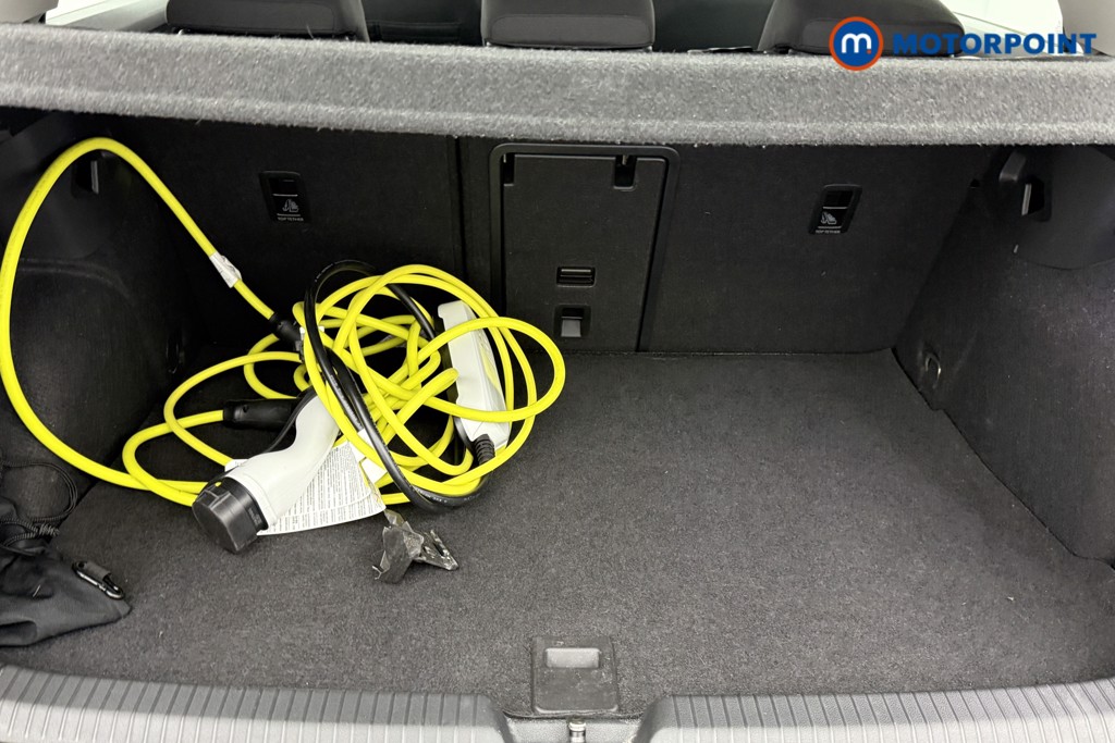 Volkswagen Golf Style Automatic Petrol Plug-In Hybrid Hatchback - Stock Number (1544940) - 21st supplementary image