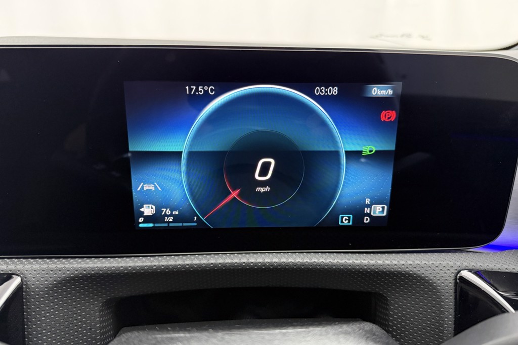 Mercedes-Benz A Class Amg Line Executive Edition Automatic Diesel Hatchback - Stock Number (1544983) - 5th supplementary image