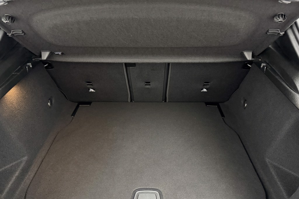 Mercedes-Benz A Class Amg Line Executive Edition Automatic Diesel Hatchback - Stock Number (1544983) - 24th supplementary image