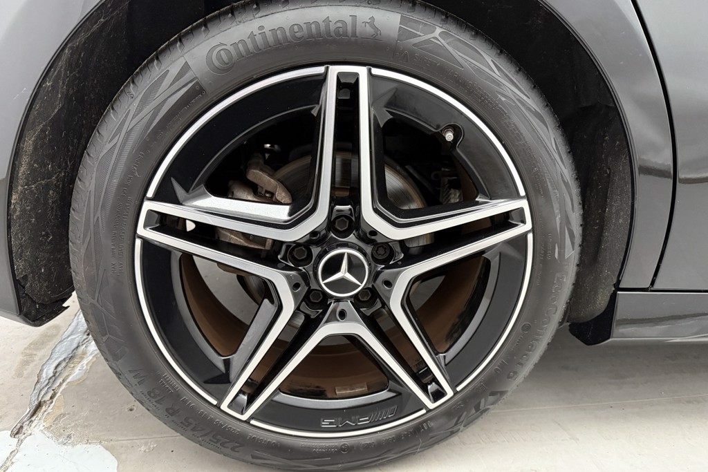 Mercedes-Benz A Class Amg Line Executive Edition Automatic Diesel Hatchback - Stock Number (1544983) - 29th supplementary image