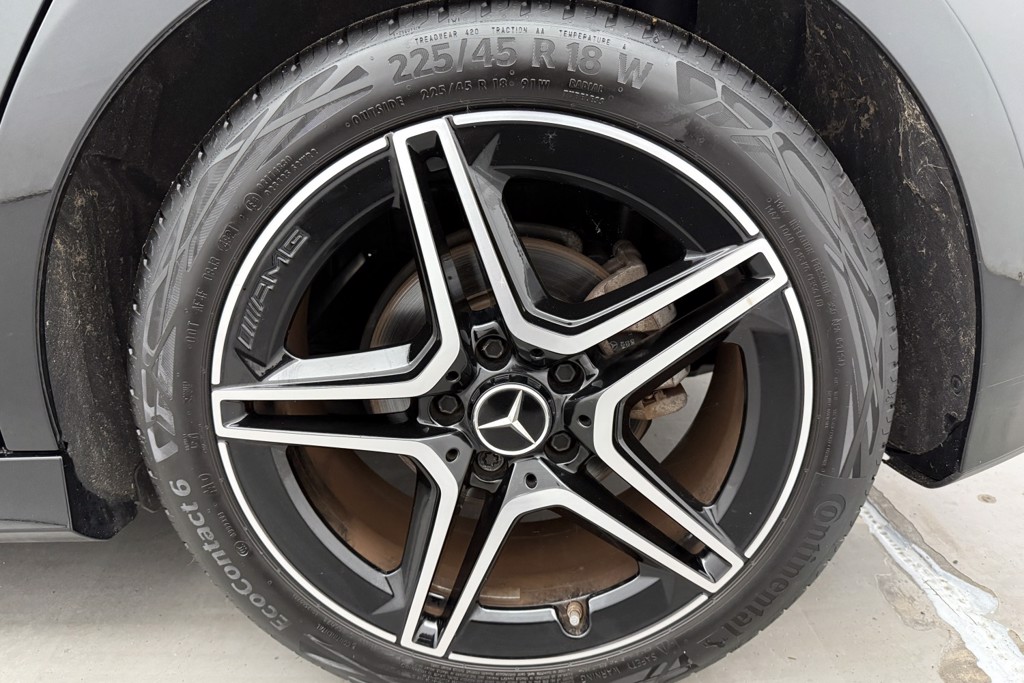 Mercedes-Benz A Class Amg Line Executive Edition Automatic Diesel Hatchback - Stock Number (1544983) - 30th supplementary image