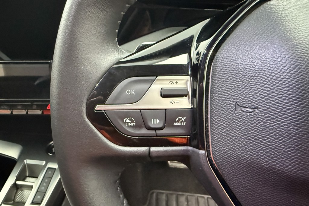 Peugeot 408 Allure Automatic Petrol Hatchback - Stock Number (1544994) - 3rd supplementary image
