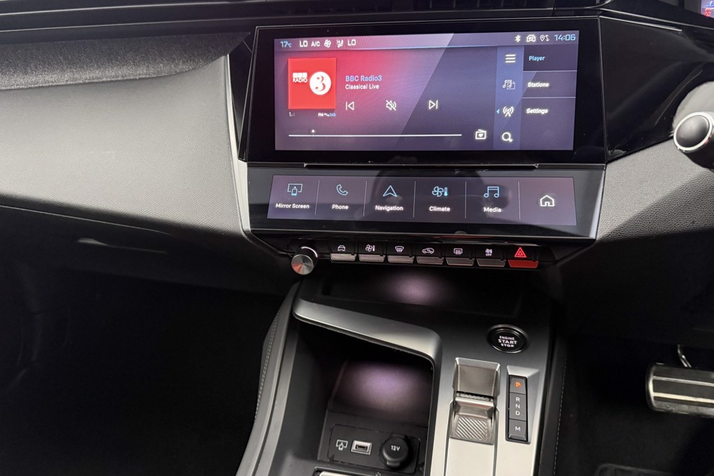 Peugeot 408 Allure Automatic Petrol Hatchback - Stock Number (1544994) - 11th supplementary image