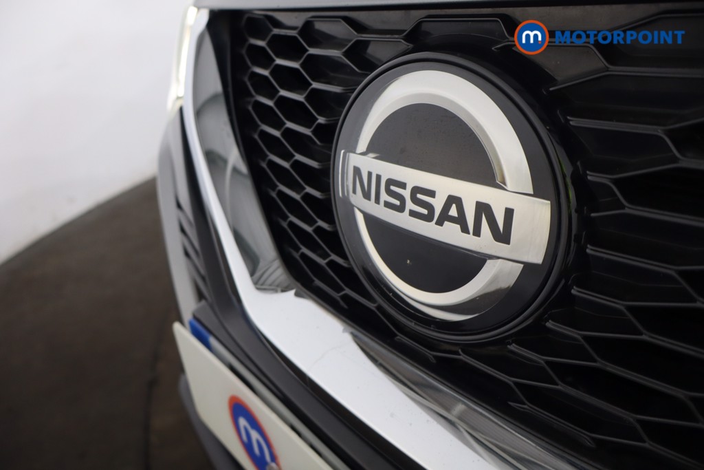 Nissan Qashqai Tekna Manual Petrol SUV - Stock Number (1545011) - 25th supplementary image