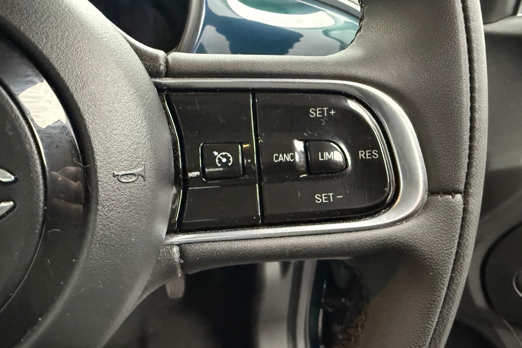 Fiat 500 Icon Automatic Electric Hatchback - Stock Number (1545071) - 4th supplementary image