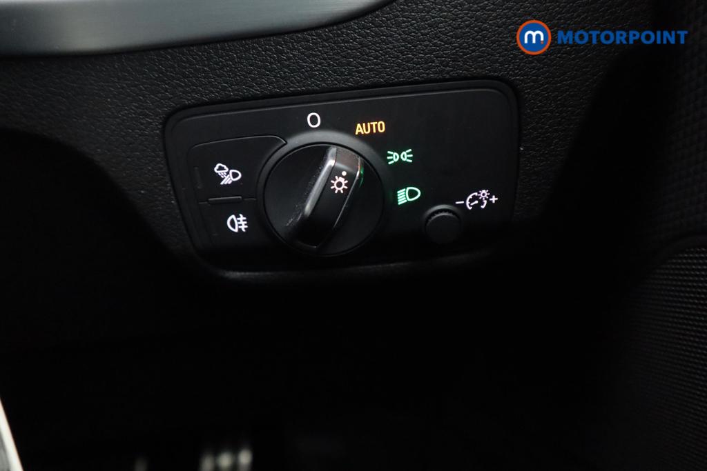 Audi Q2 Black Edition Automatic Petrol SUV - Stock Number (1545084) - 14th supplementary image