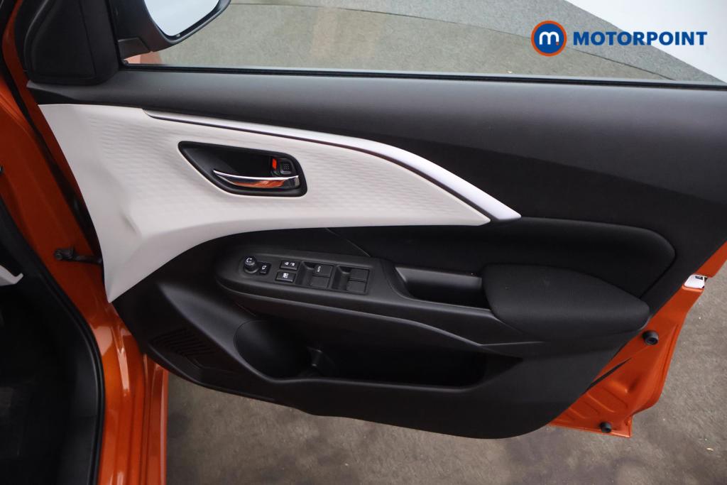 Suzuki Swift Ultra Manual Petrol-Electric Hybrid Hatchback - Stock Number (1545588) - 9th supplementary image