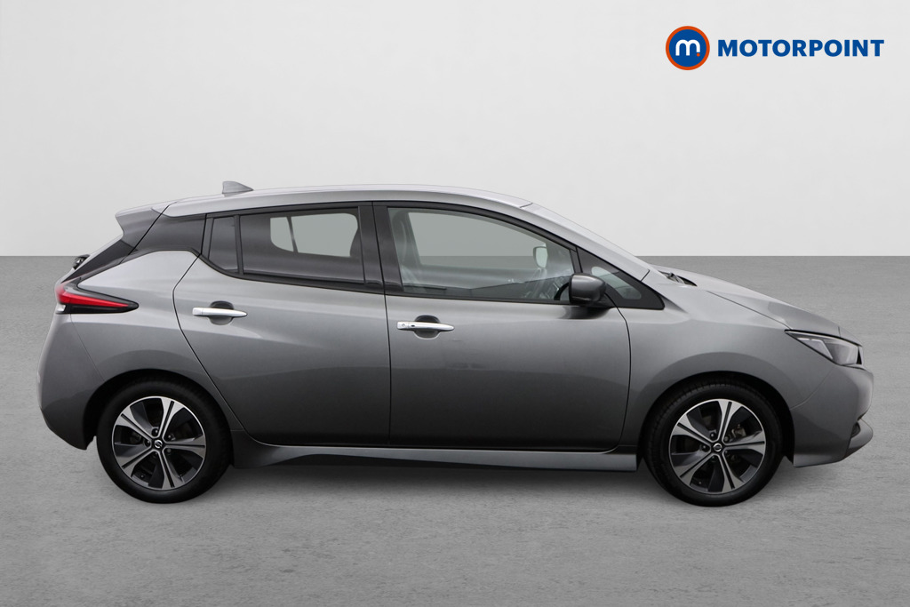 Nissan Leaf N-Connecta Automatic Electric Hatchback - Stock Number (1545801) - Drivers side
