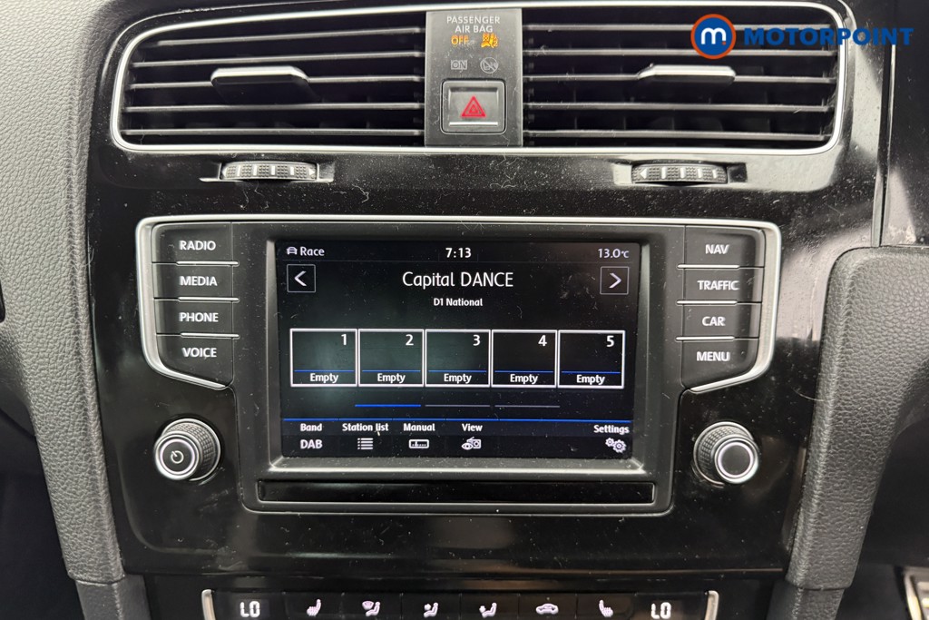 Volkswagen Golf R Manual Petrol Hatchback - Stock Number (1545885) - 5th supplementary image