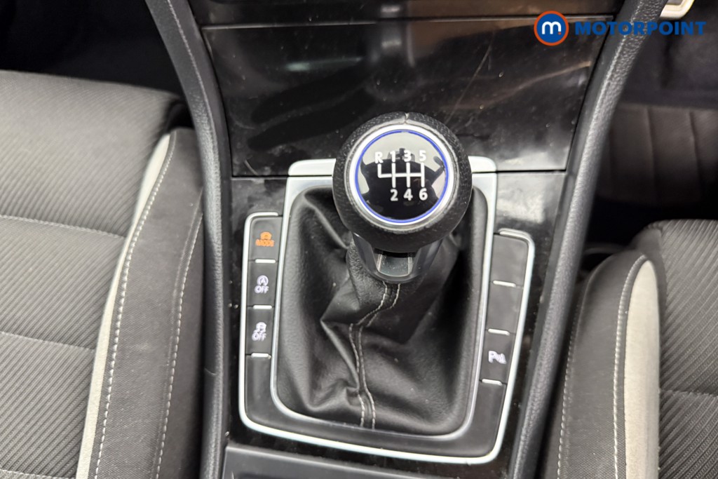 Volkswagen Golf R Manual Petrol Hatchback - Stock Number (1545885) - 12th supplementary image
