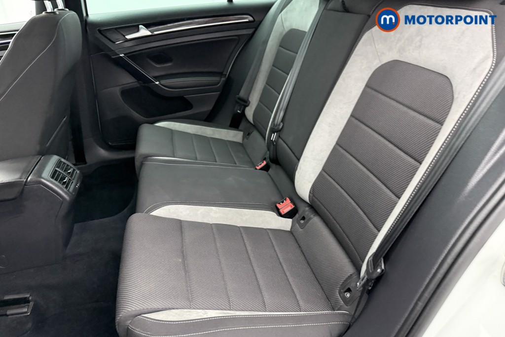 Volkswagen Golf R Manual Petrol Hatchback - Stock Number (1545885) - 24th supplementary image
