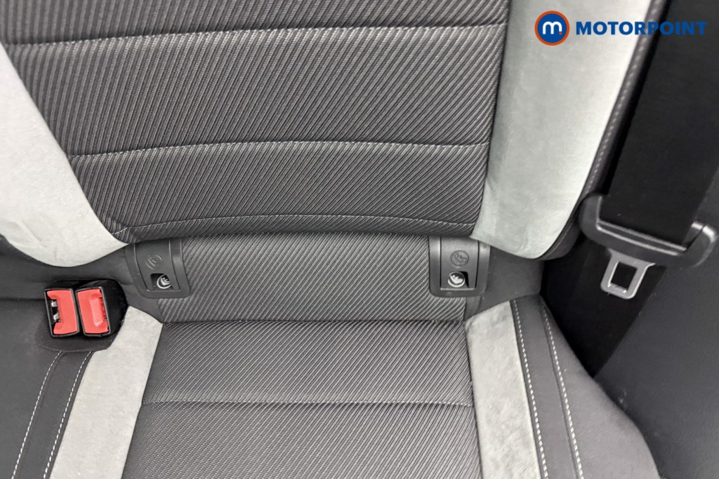 Volkswagen Golf R Manual Petrol Hatchback - Stock Number (1545885) - 25th supplementary image