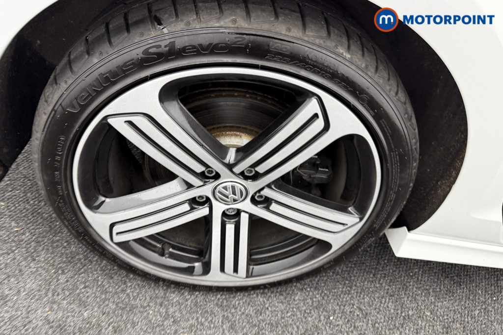 Volkswagen Golf R Manual Petrol Hatchback - Stock Number (1545885) - 32nd supplementary image