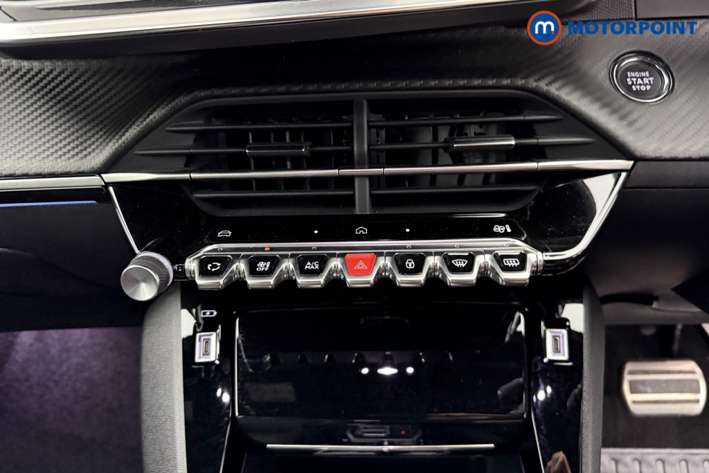 Peugeot 2008 GT Automatic Petrol-Electric Hybrid SUV - Stock Number (1546110) - 9th supplementary image