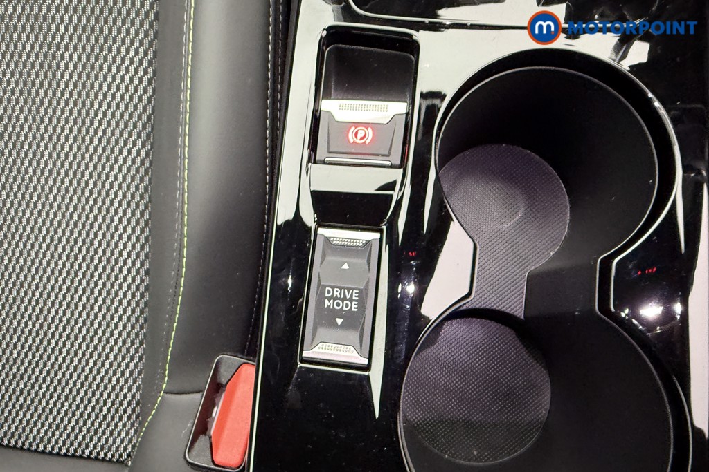 Peugeot 2008 GT Automatic Petrol-Electric Hybrid SUV - Stock Number (1546110) - 11th supplementary image