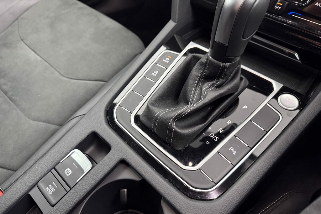 Volkswagen Arteon R-Line Automatic Petrol Estate - Stock Number (1546648) - 14th supplementary image