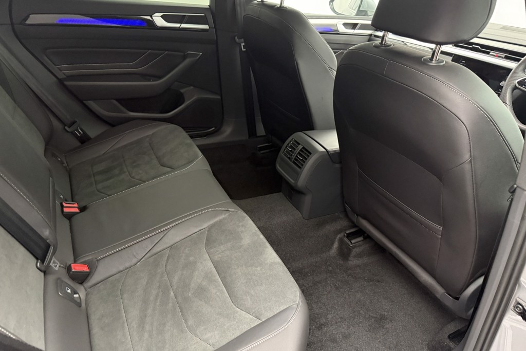 Volkswagen Arteon R-Line Automatic Petrol Estate - Stock Number (1546648) - 20th supplementary image