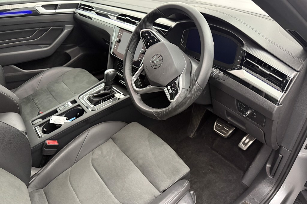 Volkswagen Arteon R-Line Automatic Petrol Estate - Stock Number (1546648) - 1st supplementary image