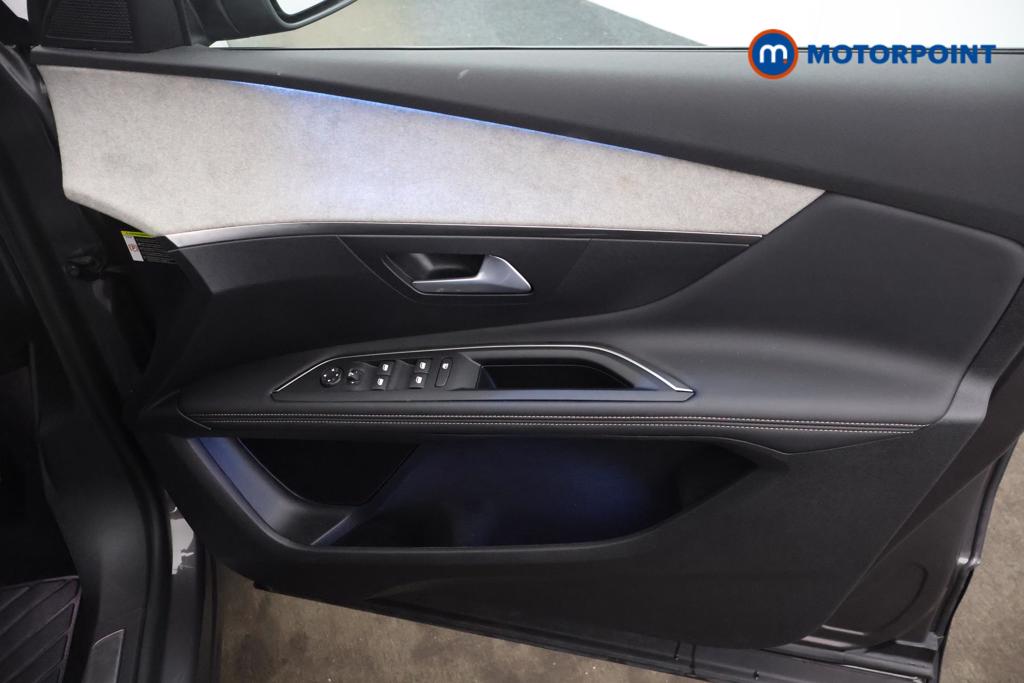 Peugeot 3008 GT Automatic Petrol SUV - Stock Number (1547125) - 9th supplementary image