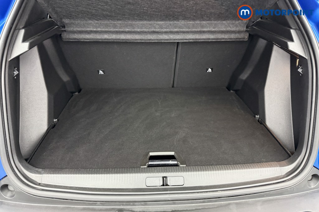 Peugeot 2008 Allure Manual Petrol SUV - Stock Number (1547143) - 19th supplementary image