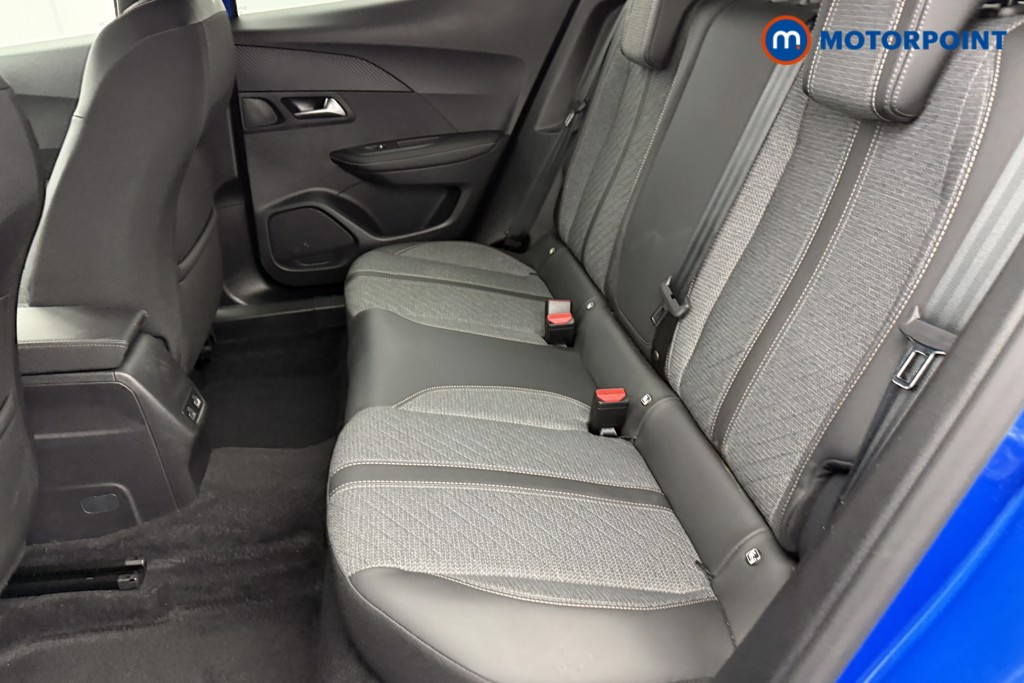 Peugeot 2008 Allure Manual Petrol SUV - Stock Number (1547143) - 21st supplementary image